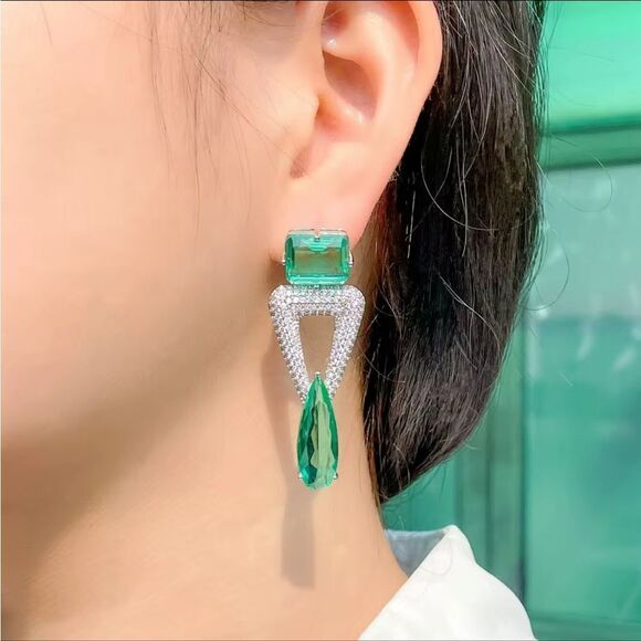 Crystal drop Earrings A1162 - Picture 2 of 3